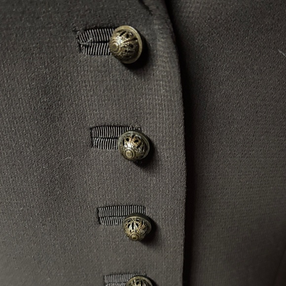 Tahari Brown suit with Paisley Lining - Picture 3 of 8